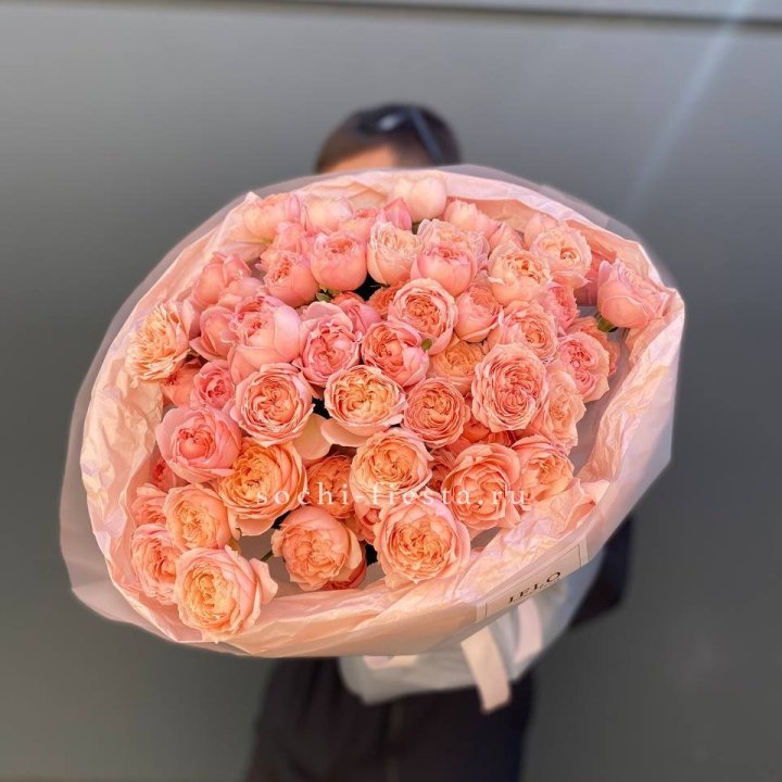Букет из 21 пионовидной розы Джульетта в Великом Новгороде