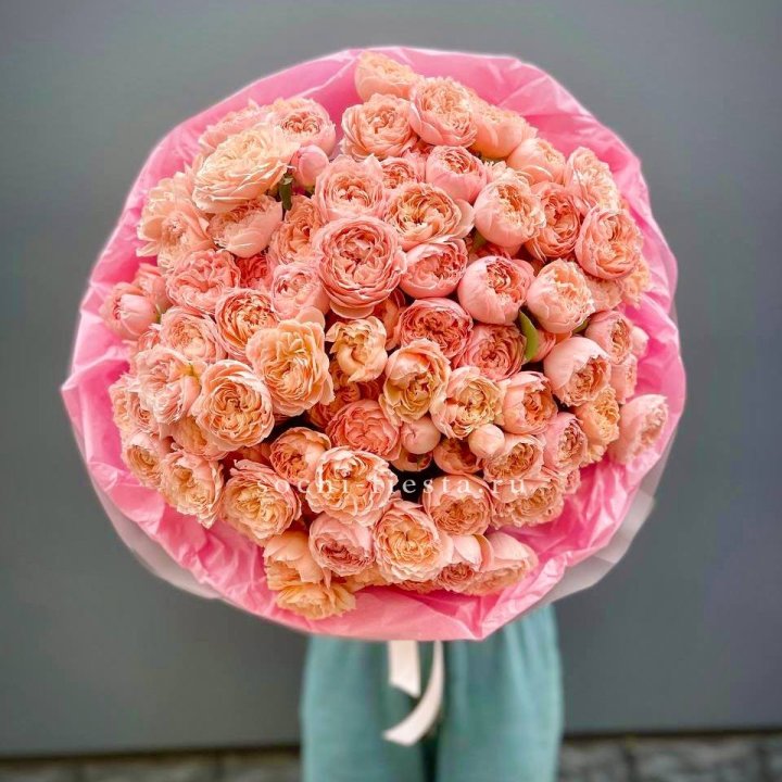 Букет кустовых пионовидных роз Джульетта "Принцесса" в Великом Новгороде