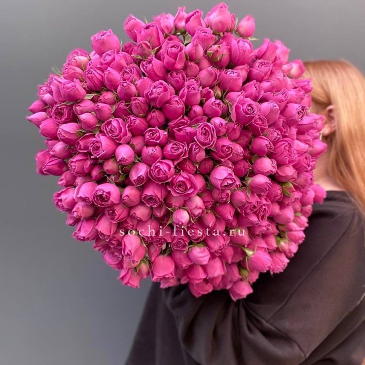 101 пионовидная Мисти Баблс в Великом Новгороде