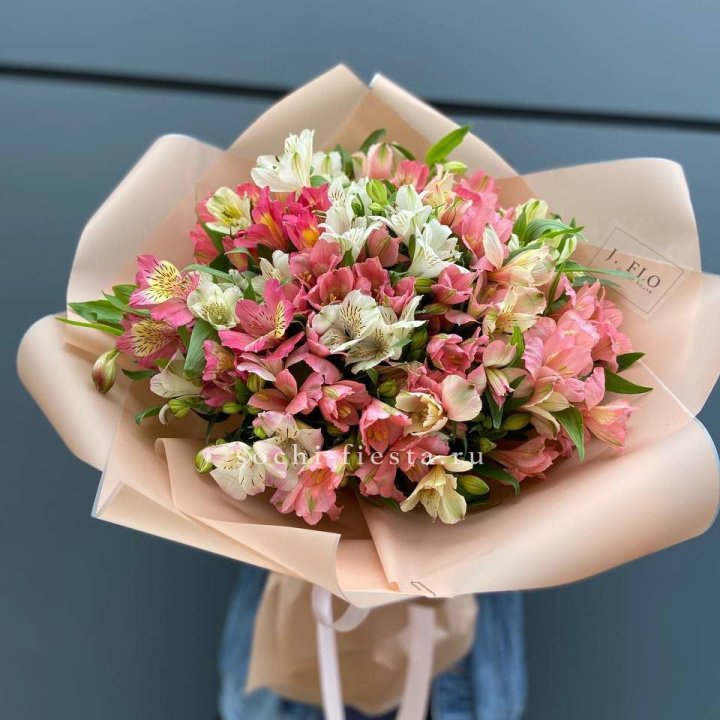 Букет альстромерий "Вандер" в Великом Новгороде