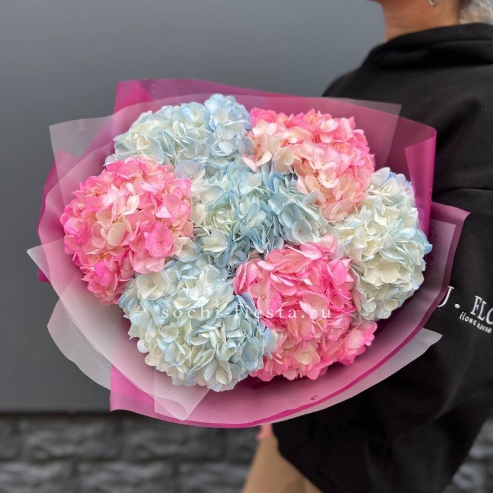 Букет гортензий "Тоника №2" в Великом Новгороде