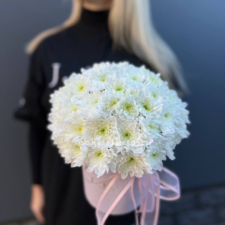 Коробка с хризантемами №1 в Великом Новгороде