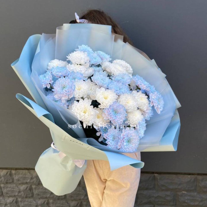  Букет "БЛЮ" с доставкой в Великом Новгороде