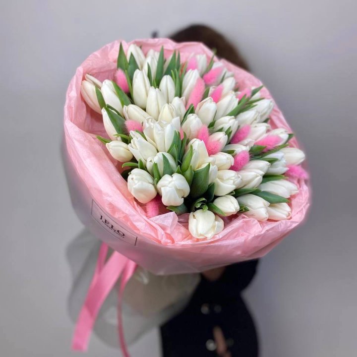 51 белый тюльпан "Рози" в Великом Новгороде