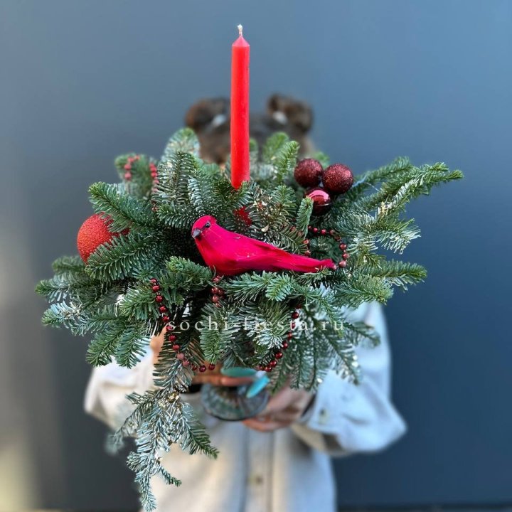 Новогодняя композиция в бокале в Великом Новгороде