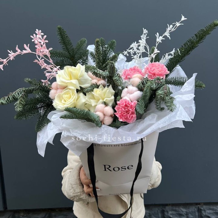 Цветочная сумка с нобилисом в Великом Новгороде