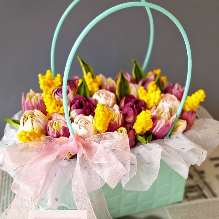 Тюльпаны в сумочке из зефира в Великом Новгороде