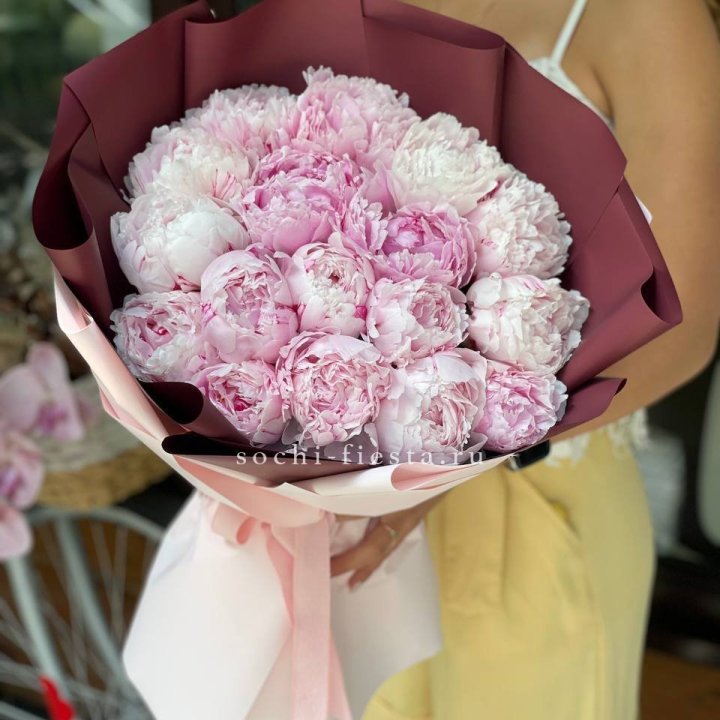 Букет с пионами №5 в Великом Новгороде