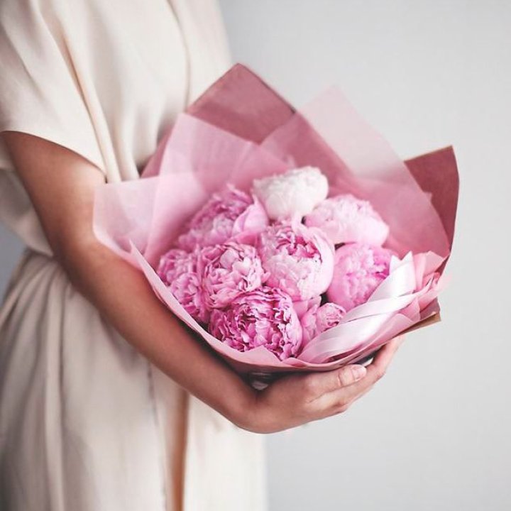 9 зефирных пионов в Великом Новгороде