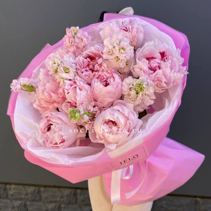  Букет "Кирки" в Великом Новгороде