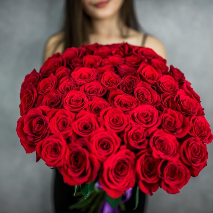 51 красная роза в Великом Новгороде