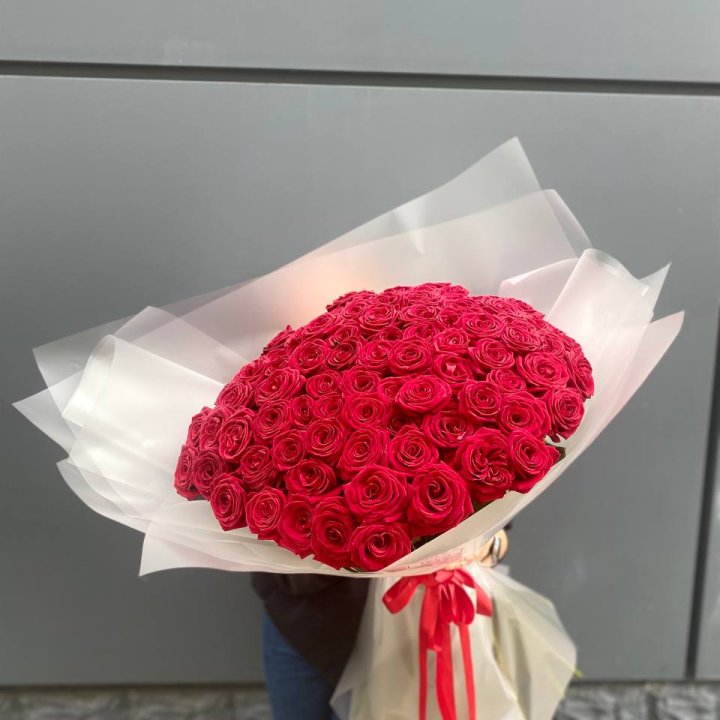 101 высокая роза в Великом Новгороде