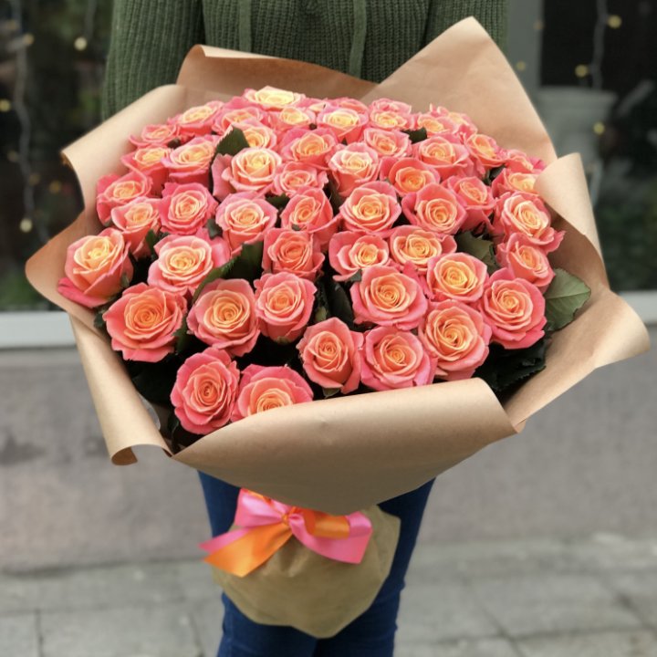 55 роз мисс пигги в Великом Новгороде