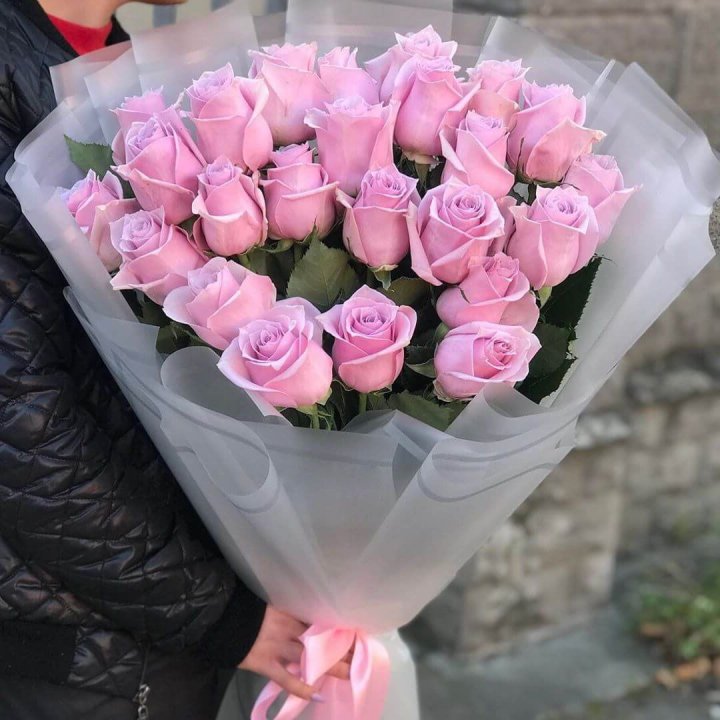 25 высоких розовых роз в Великом Новгороде