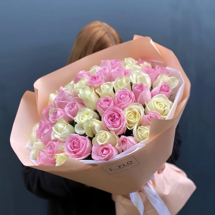 55 роз микс нежности в Великом Новгороде