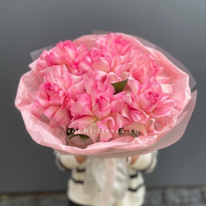 7 Роз Мандала с доставкой в Великом Новгороде