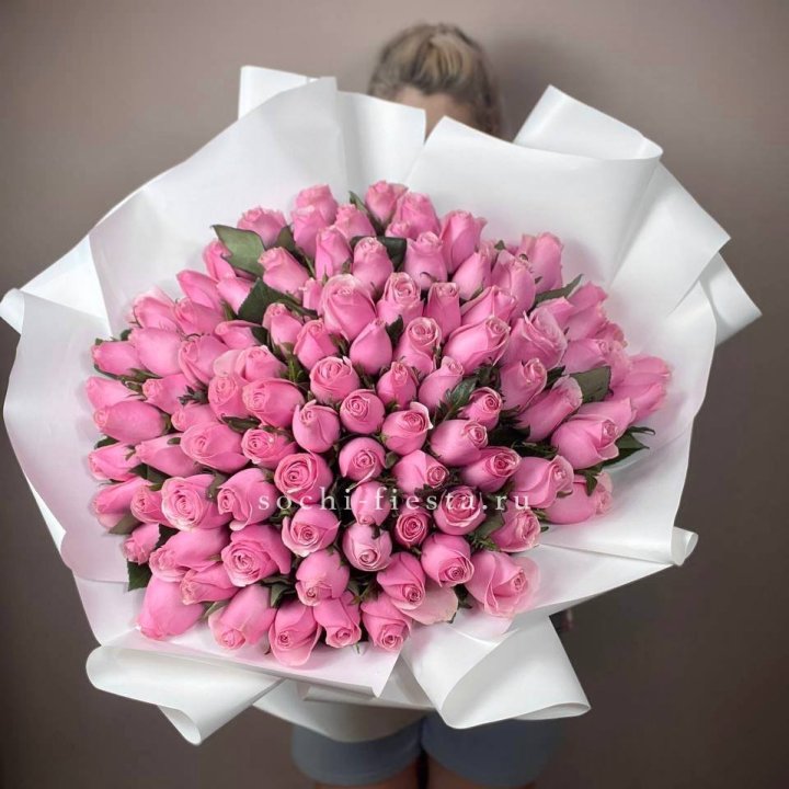 101 роза селеб в Великом Новгороде