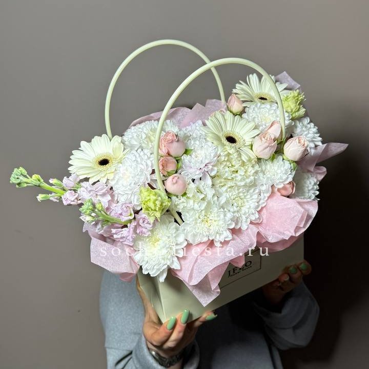 Сумочка "Белый рассвет" в Великом Новгороде