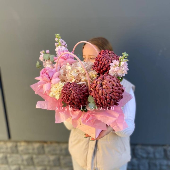 Сумочка нежная с бигуди в Великом Новгороде