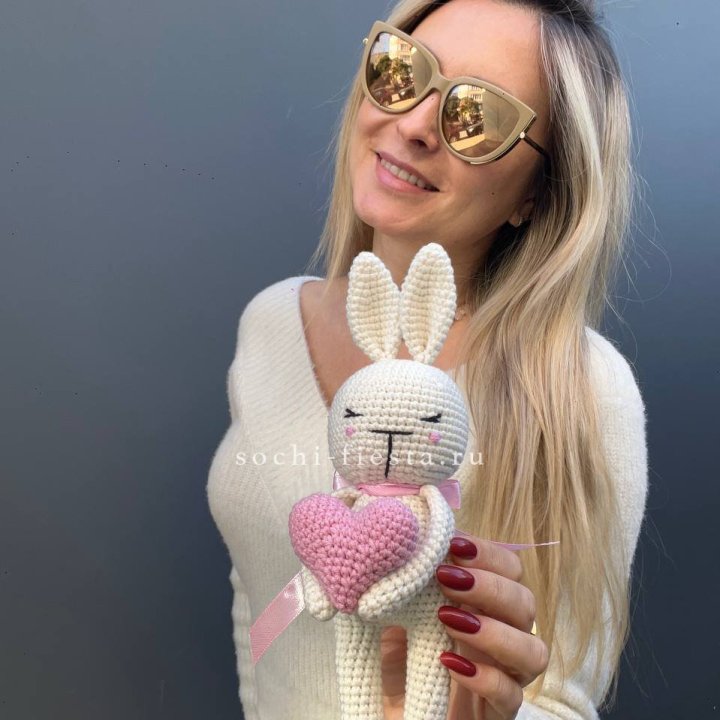 Зайка с сердцем ручной работы в Великом Новгороде