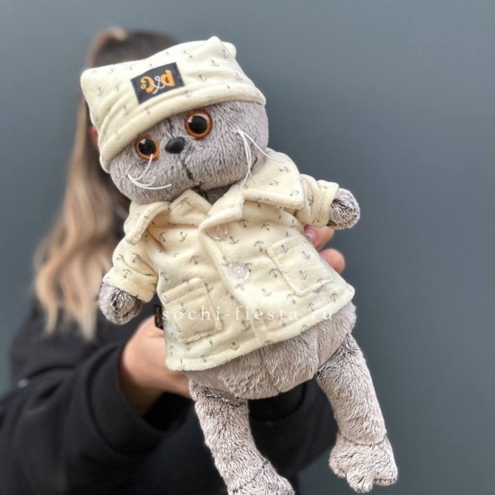 Кот Басик в пижаме в Великом Новгороде