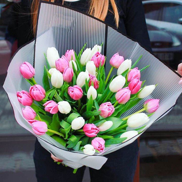 29 тюльпанов микс в Великом Новгороде