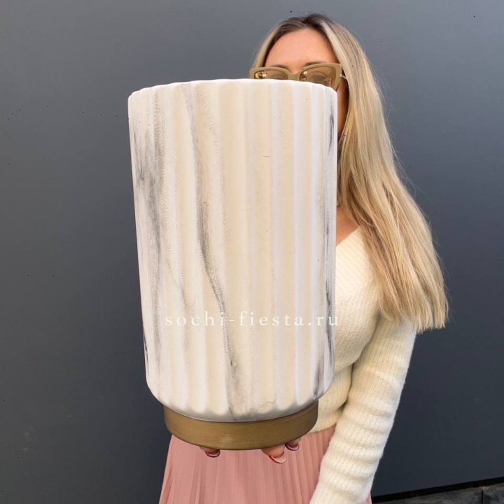 Керамическая ваза №1 в Великом Новгороде