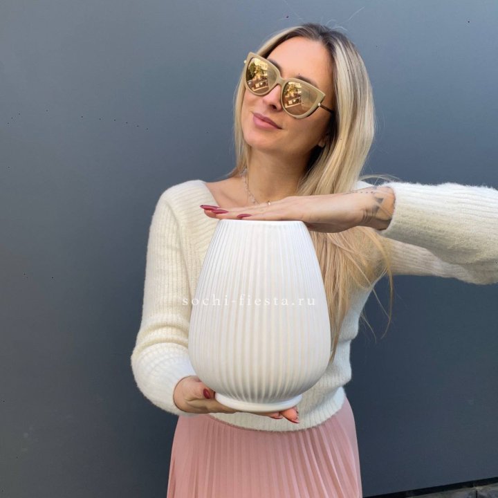 Керамическая ваза №2 в Великом Новгороде